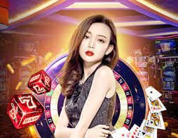Payment method selection showing DANA, OVO, GoPay, ShopeePay, LinkAja, QRIS, and bank transfer options on victoriabet4d